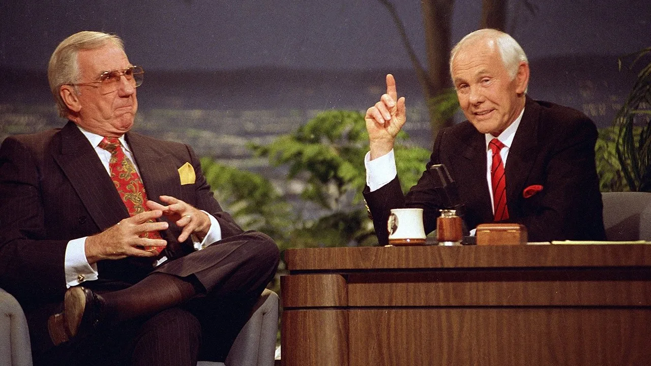 مشاهدة مسلسل The Tonight Show Starring Johnny Carson (1962) مترجم